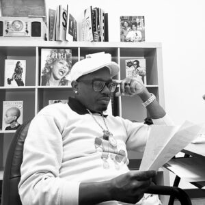 Lil Rel Howery Instagram - You don’t have to get ready if you stay ready. You look up focused in the dictionary my picture should be next to it… #MovieMakingRel #StayTuned👀🎥🎞️