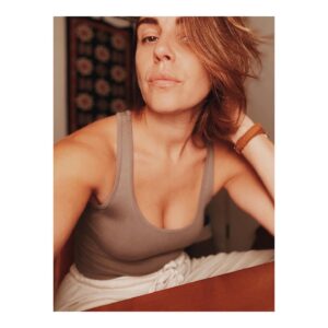 Lili Mirojnick Instagram - Procrastination: A Series