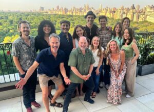 Lilli Cooper Instagram - The Cottage Crew 🏡
@thecottagebroadway