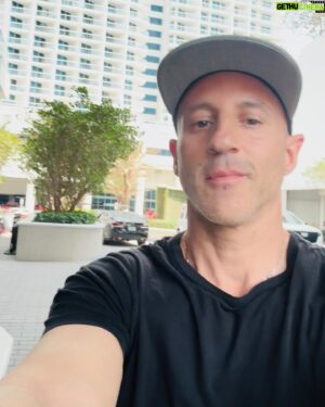 Lillo Brancato Instagram - HAPPY MONDAY and HAVE a GREAT WEEK🙏🏼❤️🤞🏼💪🏼 #monday #freshstart #newweek #thankful #grateful #blessed #freedom #secondchances #Godisgreat