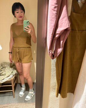 Lily Du Instagram - Some 2023 outfits i remembered to take photos of. Outfits without photos have ceased to exist. Maybe these are the only ten things i wore in all of 2023.