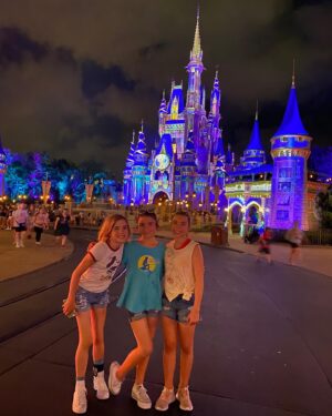 Lily Rose Smith Instagram - Magic Kingdom did NOT disappoint
 ✨💫✨