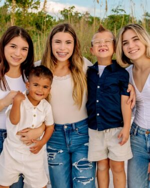 Lily Rose Smith Instagram - Not everyone knows this, but our family opened its doors to children needing a safe place to live. We have had lots of kids come through here and it’s hard when they leave. But we always remember and pray for them, hoping that they left here just a little bit better than when they came. But this little guy gets to stay FOREVER 😍 OFFICIAL welcome to Team Smith! 

Zander Maddox Smith

 #adoptionday #newchapter
