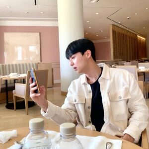 Lim Hyoun-soo Instagram - 🤎🤎