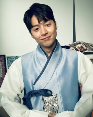 Lim Hyoun-soo Instagram - 모두 새해 복 많이 받으시고 즐거운 설 연휴 보내세요☺️
-
#임현수 #LimHyounSoo