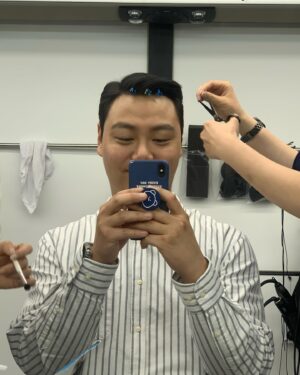 Lim Jae-hyeok Instagram - .
현장 가는게 너무나 행복했던 정신아!
#정신병동에도아침이와요 #넷플릭스 
재밌게 봐주세요🌝