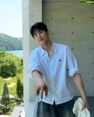Lim Sung-kyun Instagram - ☀️