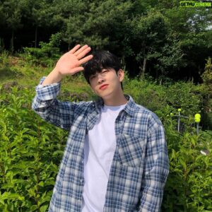 Lim Sung-kyun Instagram - 🌿🌿😖