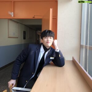 Lim Sung-kyun Instagram - 안녕 나는야 구형탁이야😀
<오늘부터 계약연애>
네이버 2월25일 첫방
유튜브 콕티비 3월2일 첫방이니 많은 시청 해주세요🙈