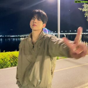 Lim Sung-kyun Instagram - 브이✌🏻