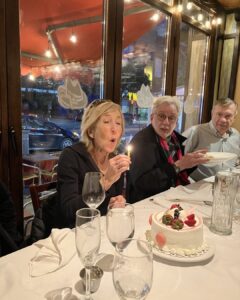Actress Lin Shaye HD Instagram Photos and Wallpapers December 2023