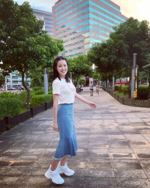 Lin Zoey Instagram - 就一樣愛笑🤪

#難得想到要拍照
#被說沒有少女心
#看笑容就知道還是少女啊🤣🤣