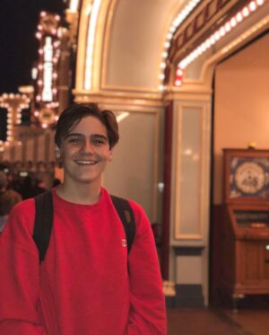Lincoln Melcher Instagram - 🎈💫
