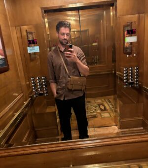 Lincoln Younes Instagram - Whirlwind week in LA with @montblanc celebrating 100 years of refinery. Iconic people, iconic places, all in honour of an icon. The Meisterstück. 🖋️
#LetsWrite #MST100 #Ad