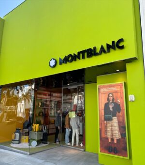 Lincoln Younes Instagram - Whirlwind week in LA with @montblanc celebrating 100 years of refinery. Iconic people, iconic places, all in honour of an icon. The Meisterstück. 🖋️
#LetsWrite #MST100 #Ad