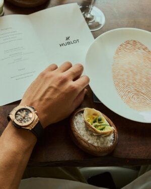 Lincoln Younes Instagram - Cooking with the legendary @chefclaresmyth. 
Had the best day with @hublot_australia experiencing what masterful craft looks like. And tastes like. Simple elements taken to elite levels. What a day… 🥲⌚️
@hublot #hublotaustralia
📸 - @chloepaulphoto