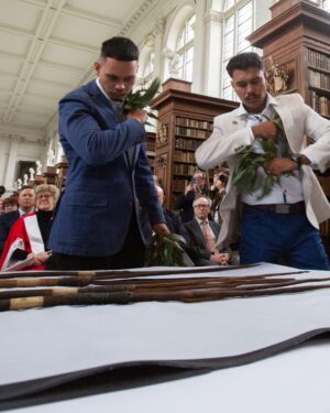 Linda Burney Instagram - History is coming home! Four spears taken by Captain Cook and Joseph Banks at the time of first contact are returning home to the La Perouse Aboriginal Community.

The return of the Gweagal Spears is a significant step forward on the journey towards reconciliation and truth-telling.

Bringing our history back home provides an opportunity for Indigenous and non-Indigenous Australians, young and old, to build a greater understanding of our shared national story.

Congratulations to the La Perouse Aboriginal Community on the decades of work and advocacy to return the Gweagal Spears, which will have a lasting positive impact on future generations.

📸 Australian High Commission in the United Kingdom