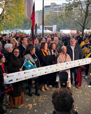 Linda Burney Instagram - 20 years ago, Michael Long walked 650km from Melbourne to Canberra.

He put Indigneous rights and justice on the national agenda. 

It was energising to walk with Longy and thousands of others ahead of Dreamtime at the G in the Sir Doug Nichols Round.