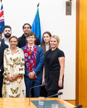 Linda Burney Instagram - When you meet young mob like this, it's hard to not get inspired about big ideas.

It was a highlight of my week meeting with members of the First Nations Education Youth Advisory Group.

They're young Indigenous people from around the country who are sharing their experiences with Government.

Because we can make better progress on closing the gap when we listen.