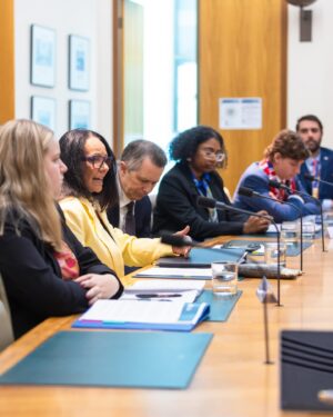 Linda Burney Instagram - When you meet young mob like this, it's hard to not get inspired about big ideas.

It was a highlight of my week meeting with members of the First Nations Education Youth Advisory Group.

They're young Indigenous people from around the country who are sharing their experiences with Government.

Because we can make better progress on closing the gap when we listen.
