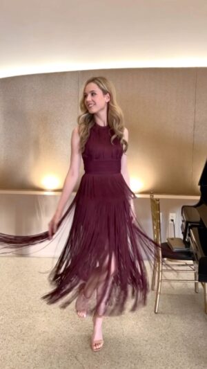 Linda Lind Instagram - 💃🏼

#wedding #weddingseason #herveleger #weddingszn #weddingguest #weddingguestdress