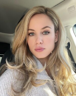 Linda Lind Instagram - Finally enjoying the sunshine then seeing it’s going to start raining again for the next few days 🙄