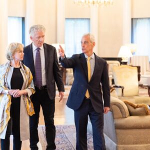 Linda Purl Instagram - Ambassador Rahm Emanuel…dynamic and making a difference for good wherever he goes 🙏