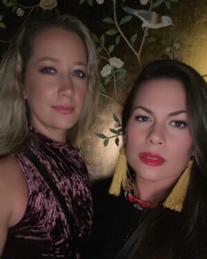 Lindsay-Elizabeth Hand Instagram - A very colorful weekend with my forever gal @jennamcdonaldart 🪄💃🎨🔮🧈
