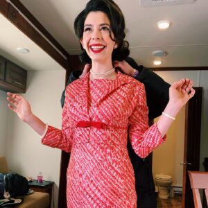 Lindsey Broad Instagram - Boo! I’m a Ghost on Ghosts! Tonight at 9 on CBS. It’s everyone’s favorite show!