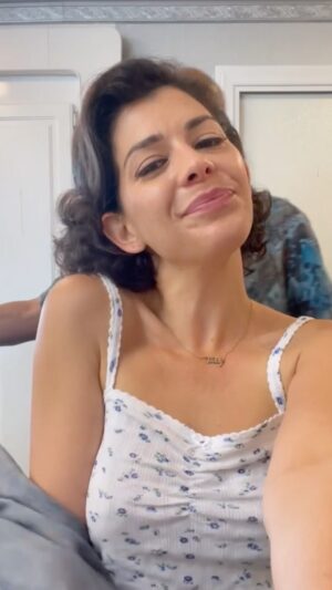 Lindsey Broad Instagram - not a wig