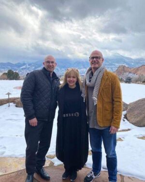 Linnea Quigley Instagram - Enjoying my mocktale “Blood Moon” at Pikes peak with the founders of @sixfeetunderhorrorfest
