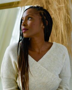 Actress Lisa Berry HD Instagram Photos and Wallpapers September 2023