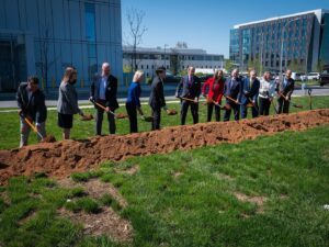 Lisa Blunt Rochester Instagram - I was proud to be with @senatorcarper, @senatorchriscoons, and other leaders to break ground on the SABRE Center at @udelaware. This new facility will help prepare our workforce for the jobs of today and tomorrow, and be a hub for innovation in our state.