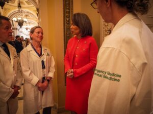 Lisa Blunt Rochester Instagram - Thanks to @acepnation for inviting me to speak at its event on diversity, inclusion, and health equity and for visiting me on Capitol Hill!

Diversity, inclusion, and health equity save lives, and they must be prioritized in emergency care.