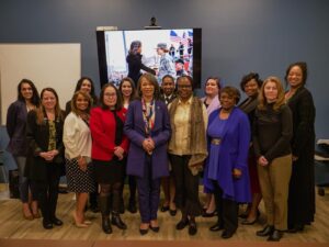 Lisa Blunt Rochester Instagram - Last year, I brought stakeholders together for a roundtable on the PACT Act & issues facing women veterans in our state.

On this Women Veterans Recognition Day, we recommit to honoring the service of our women veterans & ensuring that they receive the benefits they have earned.