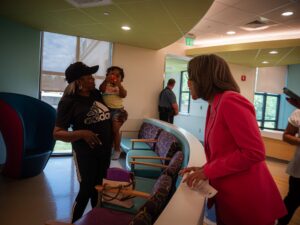 Lisa Blunt Rochester Instagram - To combat the mental & behavioral health challenges facing our young people, we need to create a pipeline of professionals equipped to care for them.

I'm glad to have secured federal funding for @nemours' IMPACT Program to train social workers & counselors to do just that.