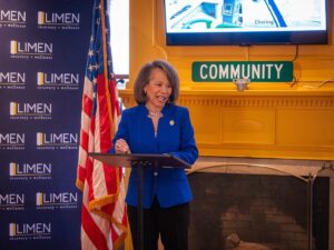 Lisa Blunt Rochester Instagram - For years, @limen_recovery_and_wellness has been a beacon of hope for individuals navigating the journey of recovery. That is why I’m proud to have secured vital funding alongside @SenatorCarper & @ChrisCoons to support Limen House’s mission and help them serve our communities.