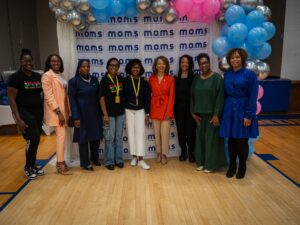 Lisa Blunt Rochester Instagram - It was great to be at the M.O.M.S. Tour’s community baby shower in Wilmington today! As we work to pass legislation like the #Momnibus, I am so grateful to the U.S. Department of Health and Human Services' Center for Faith-Based Partnerships and so many important stakeholders for bringing all these supportive resources to our community.