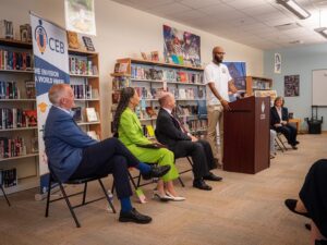 Lisa Blunt Rochester Instagram - The @cebofde is all about advancing equity, empowering families, & ensuring that every child can succeed in school & at home.

Proud to join @senatorchriscoons today to highlight our $3 million federal investment so that CEB can continue to serve Wilmington students & families.