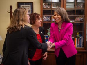 Lisa Blunt Rochester Instagram - I was glad to meet with @llsusa yesterday in DC including Jan White, an advocate from DE and my State of the Union guest in 2020. I am so grateful for all @llsusa does in the fight to cure blood cancers and improve the quality of life of patients and their families!