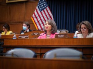 Lisa Blunt Rochester Instagram - In today’s @energycommerce’s Health Subcommittee Markup, we’re discussing over 20 bills on everything from expanding the Affordable Connectivity Program to improving telehealth access - two top priorities of mine.

Tune in here ⤵️
energycommerce.house.gov