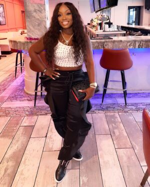 Lisa Brown Instagram - Easter Hit Different When You RISE UP In Front of People Who EXPECTED You To Be DEAD‼️💅🏾🦍🖤
#That Girl 💋 #Everything Bussin💅🏾💦

MUA @beautybyindiacharde💋