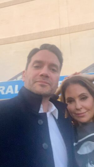 Lisa LoCicero Instagram - Video a little creepy? But come hang out with @thedominator1979 and me.. east coast.. April 27/28.. unclevinniescomedyclub.com
A good time is had by all!! 🥳🥳 #GH