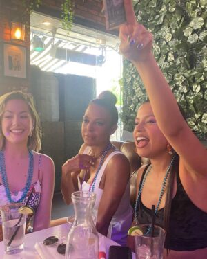 Lisa LoCicero Instagram - So much drag! So many soap lovelies! So much fun at @roccosweho Drag brunch!
Thank you @evalarue @jgracelopez @rena.sofer @averypohl @katey_macmullen @annikanoelle for making me laugh all afternoon! And to the fine gals on the stage.. a deep bow !!🏆♥️🙏🏽 🔥 🔥🔥🔥🔥