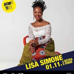 Lisa Simone Instagram - Greetings All!! On my way to Dresden Germany @wt.france for another gig for which I am grateful to be able to do in the midst of countries locking down left and right. Don’t let this/them take your smile!!! #lisaontour #lisasimone #dresden #germany #concert #grateful #beyetransformedbytherenewingofyourmind #keepsmiling