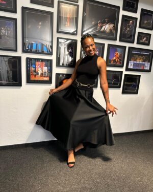 Lisa Simone Instagram - Here I go in full regalia!!! Wish me well, please!!! #lisasimone #bigband #bremenmusikfestival