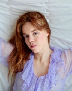Actress Lisa Teige HD Instagram Photos and Wallpapers April 2021