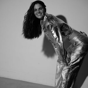 Lisa Tomaschewsky Instagram - 2024 @peterulimax 

hair by @adelinehassidmakeup 
no make up, just me