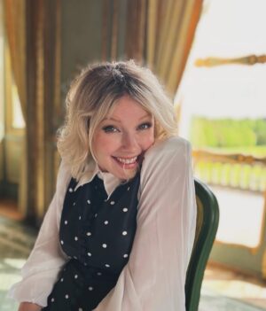 Little Boots Instagram - Forty turned out to be rather fabulous in the end… despite not being able to drink my weight in champagne I managed to have the most wonderful weekend, being ambushed and taken completely by  surprise by my amazing husband and friends to the spectacular @clivedenhouse , I even squeezed myself and the bump into my favourite @queensofarchive dress for the occasion and had a very lovely time indeed. Swipe to the end for the surprise reveal video thanks to @rosannaetc 🙈 I really had no clue! 
Still reeling and feeling incredibly loved, love you all so so much especially my ridiculous husband @belizeben for spoiling me rotten and giving me a birthday to remember forever, my heart is very full 💗 

#forty #surprisebirthday #clivedenhouse #clivedenhousehotel #frenchdiningroom #fortiethbirthday #bemoreridiculous