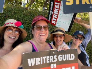Lizze Gordon Instagram - We don’t have a deadline - we have demands. #unionstrong